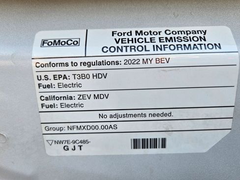 Used 2022 Ford E-Transit 148 High Roof w/ Load Area Protection Package image 62