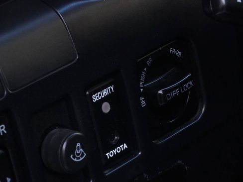 Used 1994 Toyota Land Cruiser AWD/4WD image 33
