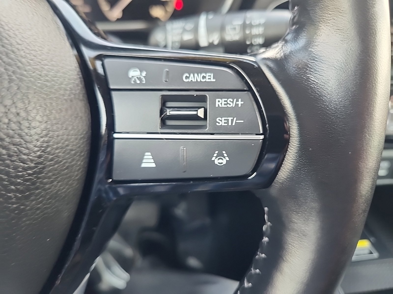 Used 2025 Honda CR-V EX-L image 19