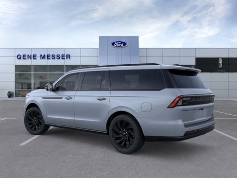 New 2026 Lincoln Navigator L Reserve w/ Jet Appearance Package AWD/4WD image 26