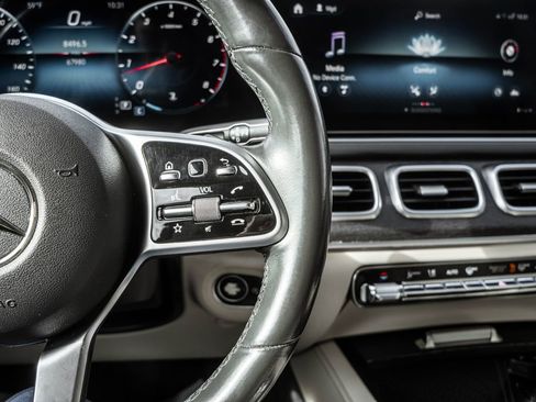 Used 2020 Mercedes-Benz GLE 350 4MATIC image 24