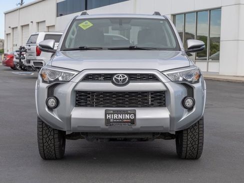 Used 2019 Toyota 4Runner SR5 Premium image 2