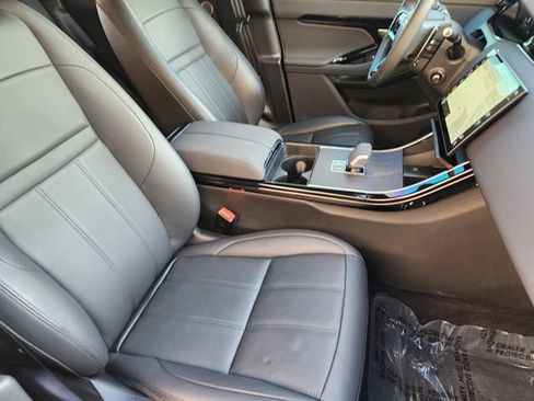 Certified 2025 Land Rover Range Rover Evoque Dynamic SE image 15