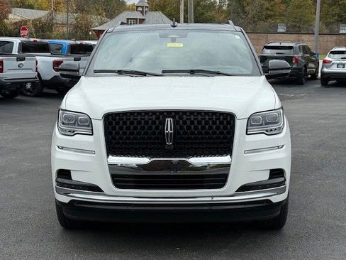 Used 2024 Lincoln Navigator Black Label AWD/4WD image 11