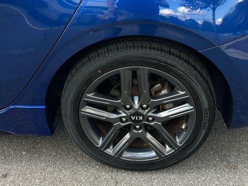 Used 2020 Kia Forte GT-Line w/ GT-Line Premium Package image 11