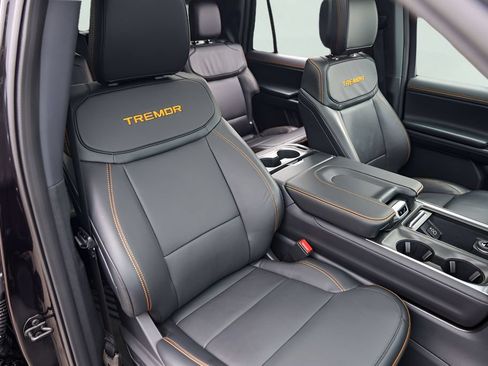 Used 2026 Ford Expedition Tremor AWD/4WD image 33
