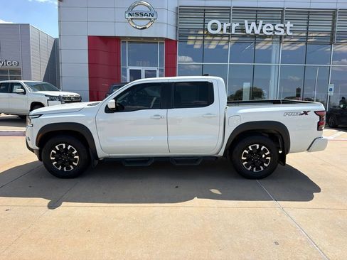 Used 2024 Nissan Frontier Pro-X w/ Pro Convenience Package RWD image 2