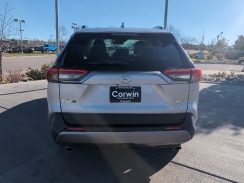 Used 2021 Toyota RAV4 Limited AWD/4WD image 15