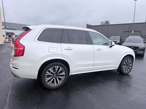Used 2020 Volvo XC90 T5 Momentum AWD/4WD image 5