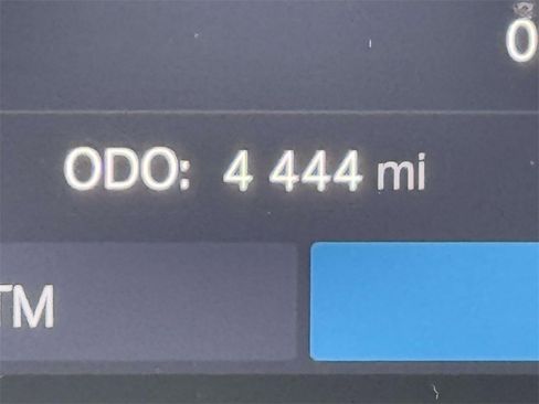 Certified 2026 Volvo XC60 B5 Plus w/ Protection Package Premier image 24