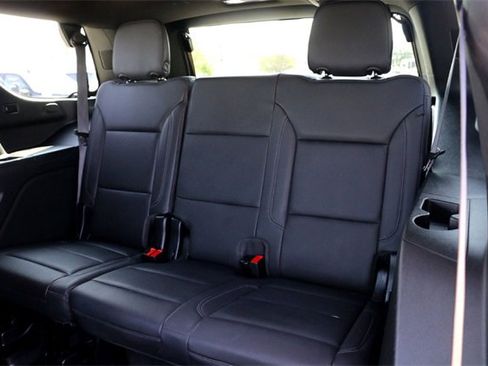 Used 2023 Chevrolet Tahoe Z71 w/ Luxury Package image 26