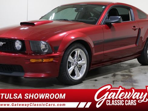 Used 2007 Ford Mustang GT RWD image 1