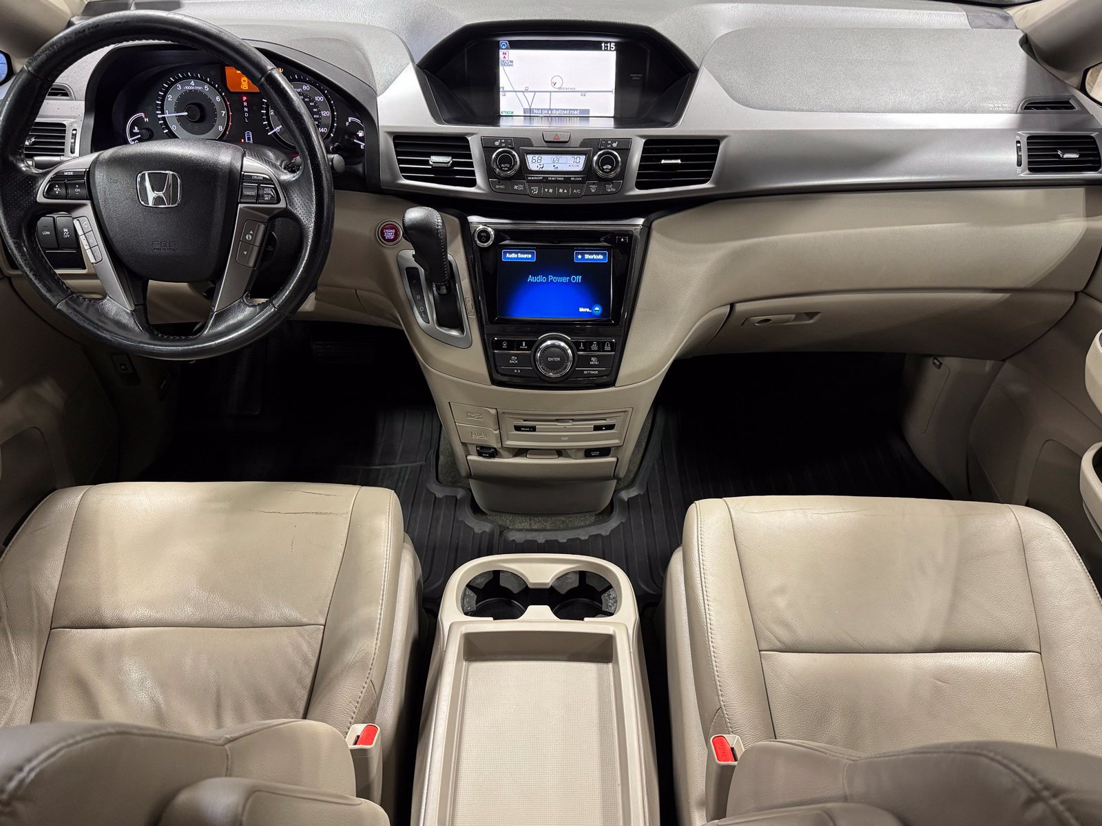 Used 2014 Honda Odyssey Touring image 2