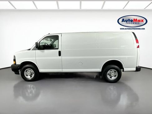Used 2023 Chevrolet Express 2500 w/ Driver Convenience Package RWD image 9