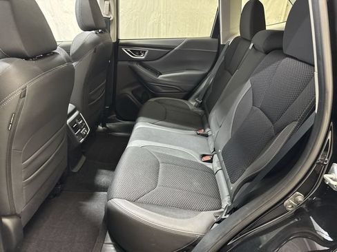 Used 2024 Subaru Forester Premium AWD/4WD image 13
