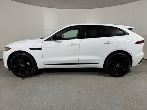 Used 2025 Jaguar F-PACE R-Dynamic S image 10