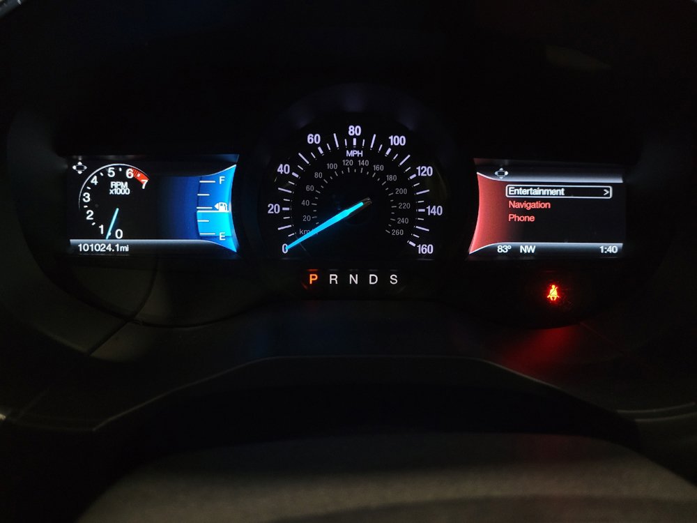 Used 2018 Ford Edge Titanium w/ Equipment Group 301A AWD/4WD image 23