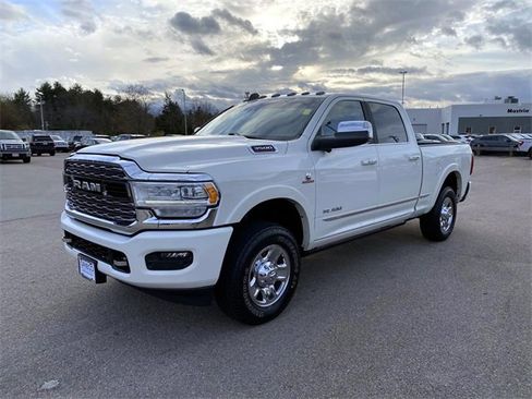Used 2022 RAM 3500 Limited w/ Towing Technology Group image 9