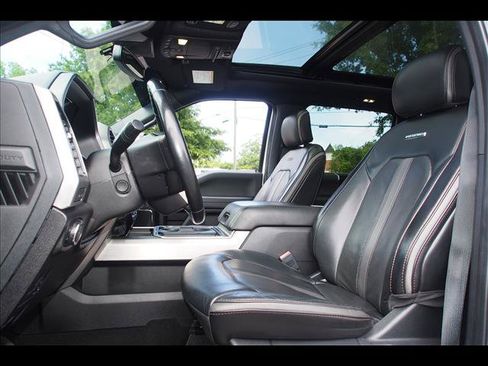 Used 2020 Ford F350 Platinum image 31