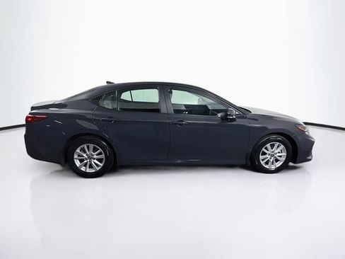 Used 2025 Toyota Camry LE w/ Convenience Package FWD image 11