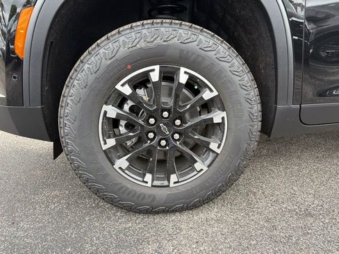 New 2026 Chevrolet Traverse Z71 w/ Enhanced Driving Package AWD/4WD image 9