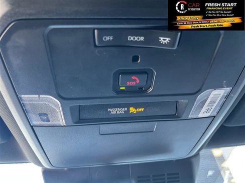 Used 2024 Toyota Tacoma TRD Off-Road image 15