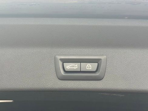 Used 2022 BMW X3 xDrive30i w/ M Sport Package image 28