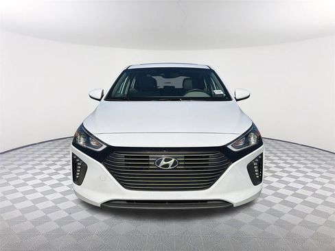 Used 2019 Hyundai Ioniq Limited image 2