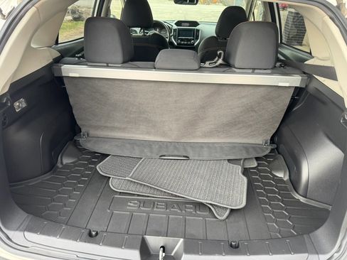 Used 2021 Subaru Crosstrek 2.0i Premium image 15