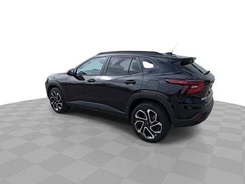 Certified 2025 Chevrolet Trax RS w/ Sunroof Package image 6