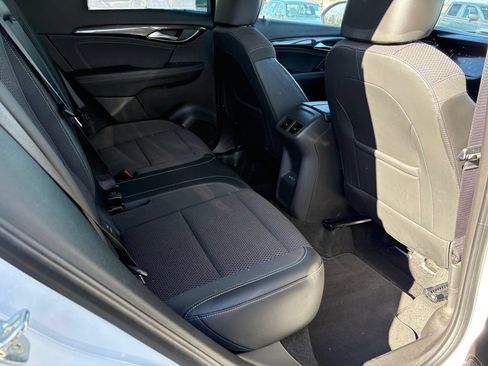 Used 2022 Buick Envision Preferred FWD image 12