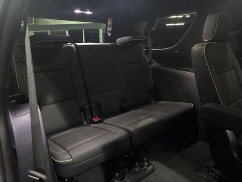 Used 2025 Chevrolet Tahoe Premier image 33