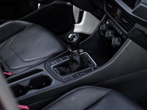 Used 2019 Volkswagen Jetta GLI Autobahn FWD image 28