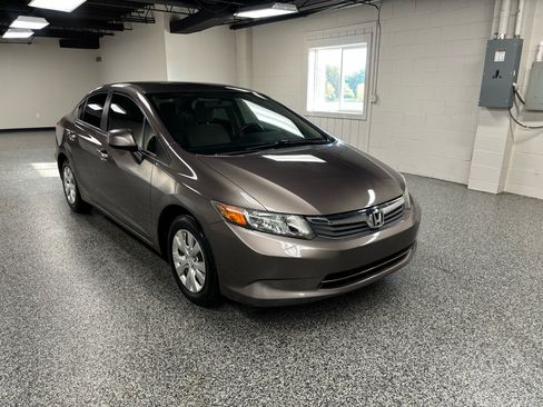Used 2012 Honda Civic LX image 3
