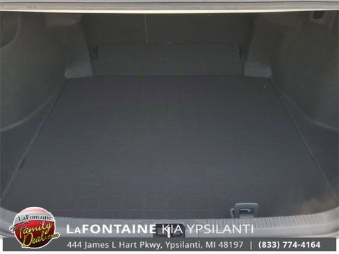 Used 2021 Toyota Camry LE image 27