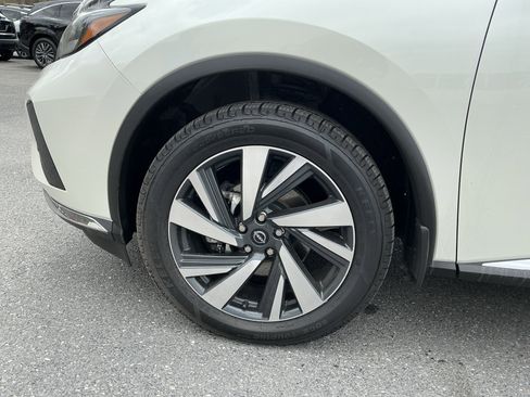 Used 2023 Nissan Murano SL w/ SL Moonroof Package AWD/4WD image 9