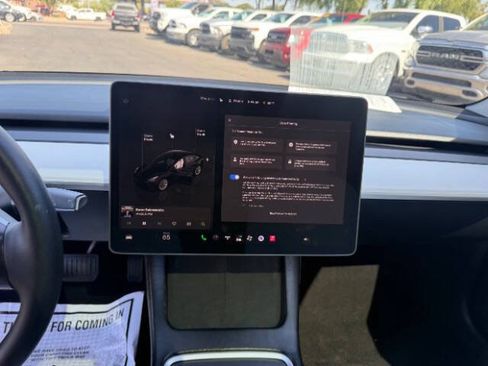 Used 2023 Tesla Model 3 Standard Range RWD image 14