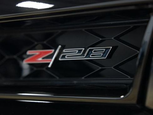 Used 2015 Chevrolet Camaro Z/28 RWD image 4