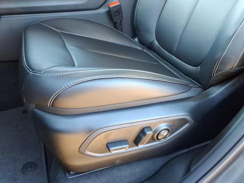 New 2025 Jeep Grand Cherokee Limited image 15