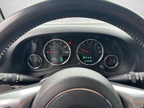 Used 2015 Jeep Wrangler Unlimited Sport AWD/4WD image 12