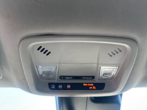Used 2023 Chevrolet Malibu LT FWD image 32