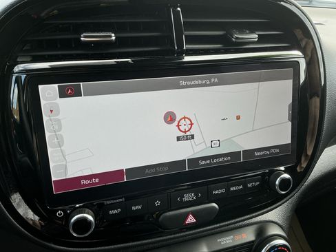 Certified 2025 Kia Soul GT-Line FWD image 23