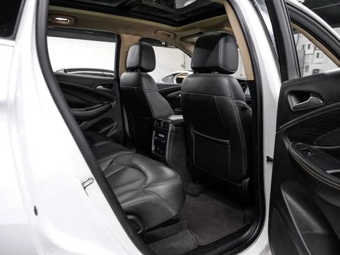 Used 2017 Buick Envision Essence FWD image 41