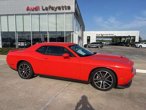Used 2022 Dodge Challenger R/T w/ Plus Package RWD image 4