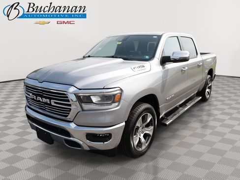 Used 2023 RAM 1500 Laramie AWD/4WD image 1
