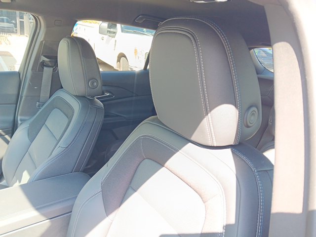 Used 2024 Chevrolet Equinox EV LT FWD image 7