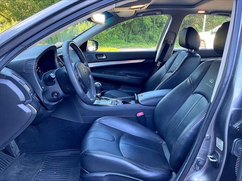 Used 2013 INFINITI G37 x Sedan w/ Premium Pkg AWD/4WD image 4