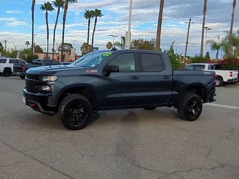 Used 2022 Chevrolet Silverado 1500 Custom Trail Boss AWD/4WD image 4