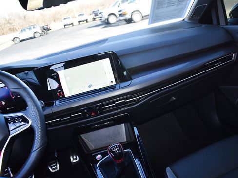 Used 2024 Volkswagen GTI SE image 18