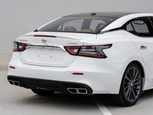 Used 2020 Nissan Maxima Platinum w/ Reserve Package FWD image 5